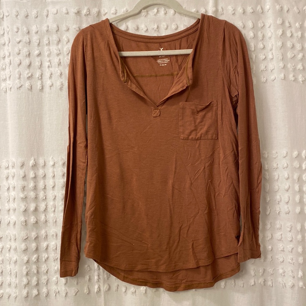 American Eagle Long Sleeve🧡